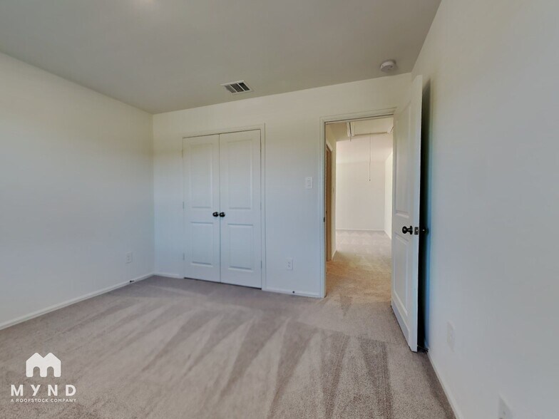 Building Photo - 513 Brook Terrance Ln