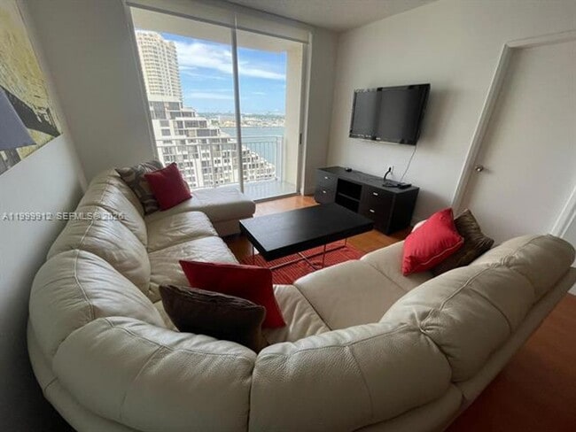 Building Photo - 770 Claughton Island Dr