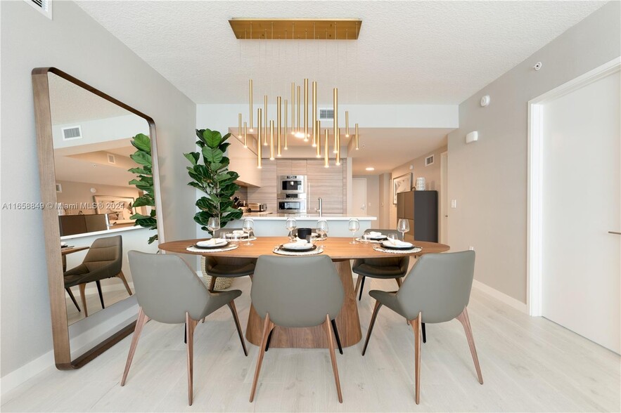 Dining Room - 330 Sunny Isles Blvd