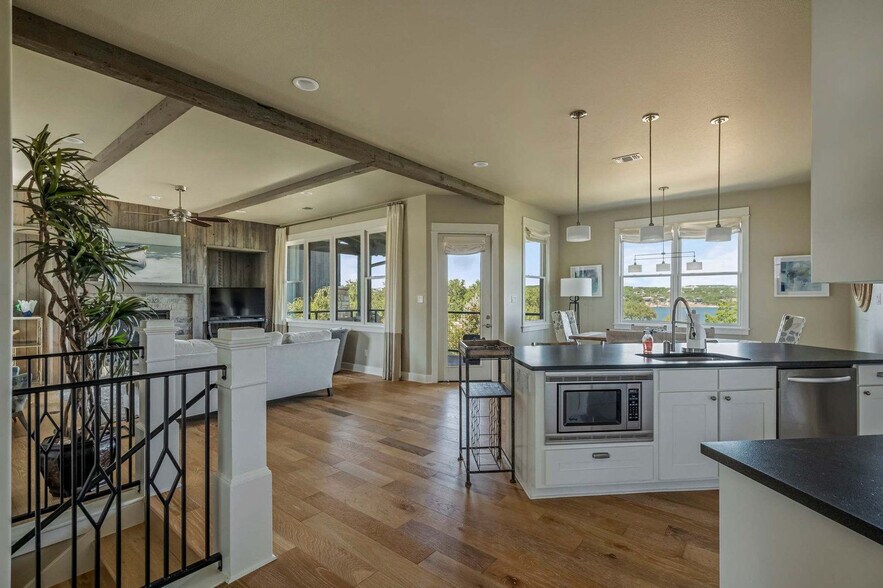 Building Photo - 2208 Sea Biscuit Cove