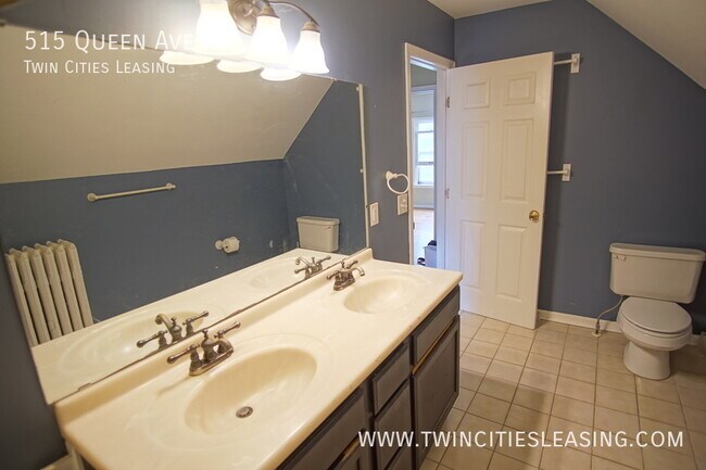 Building Photo - 515 N Queen Ave