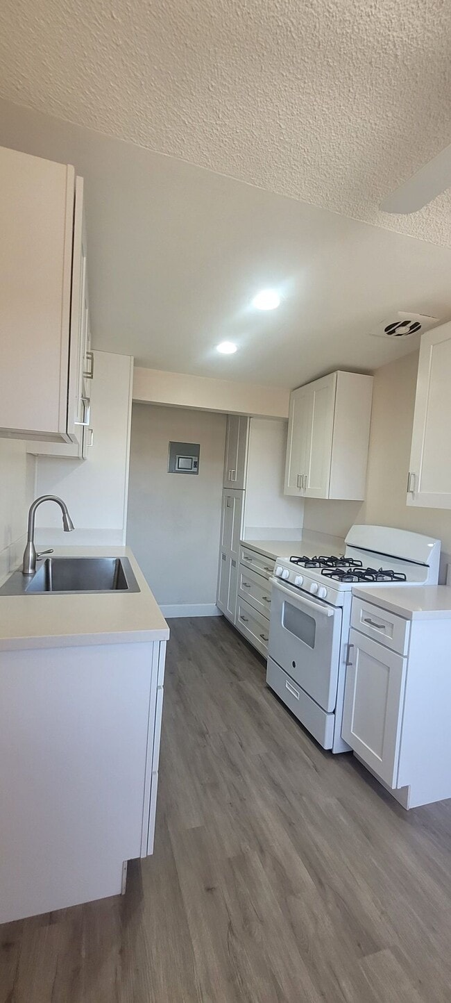 Floorplan - Courtyard Apartments - Offboarding TBD