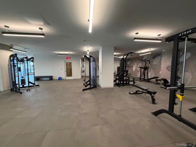 Building Photo - 131-02B 40th Rd