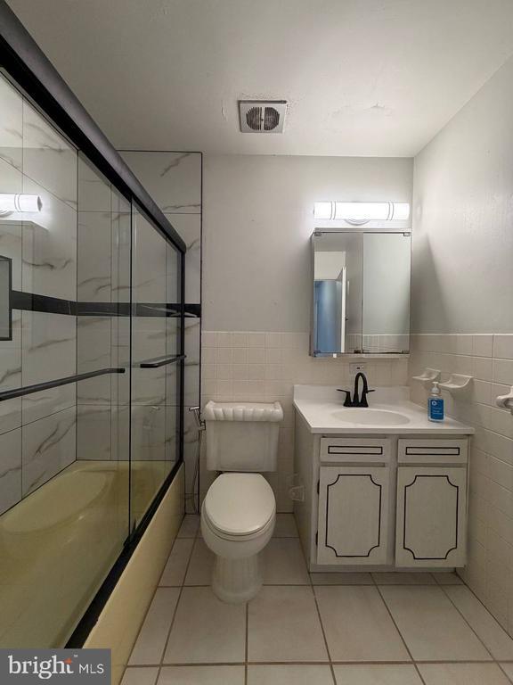 Building Photo - 3330 Bryan Ct