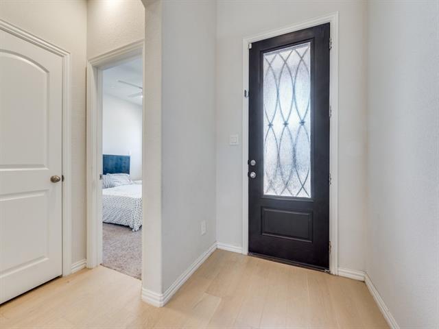 Building Photo - 2094 Creekbluff Cir