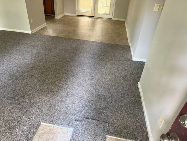 Building Photo - Renovated 3 Bedroom 2 Bath Home For Rent! Conveniently located in Wonderful Austell Neighborhood!...