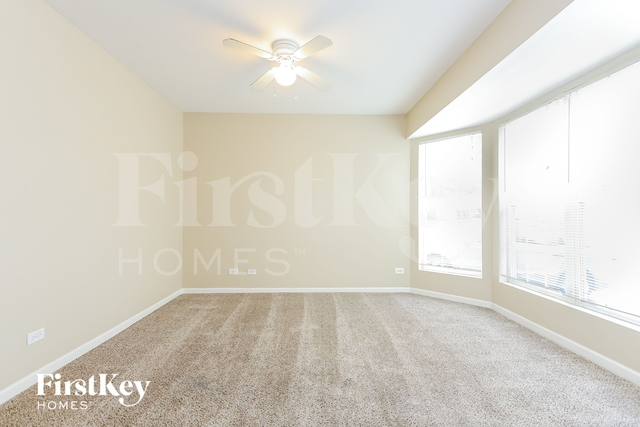 Building Photo - 1657 Park Vista Ln