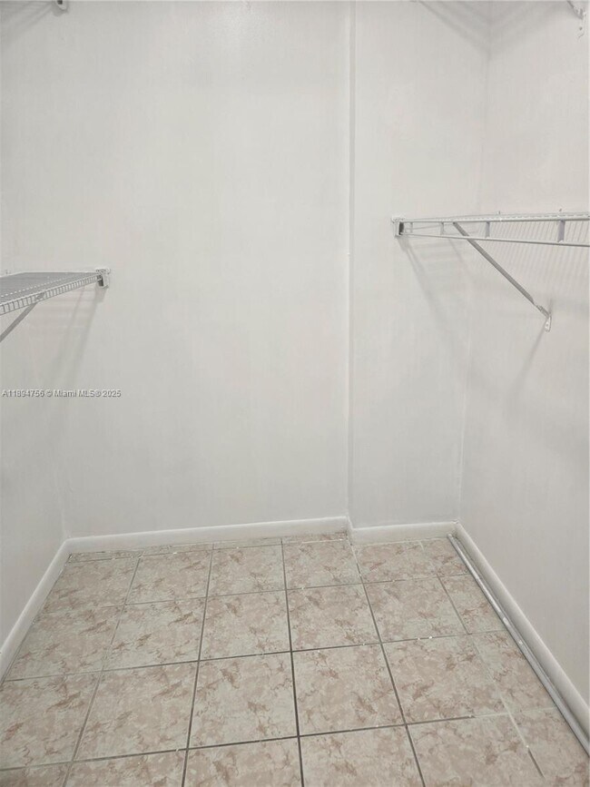Building Photo - 4675 W 18th Ct