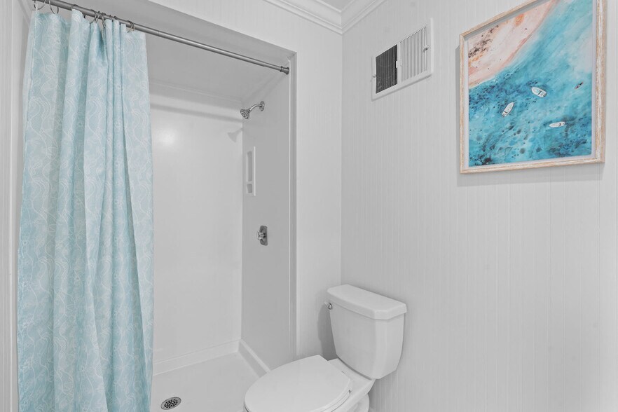 Building Photo - 3350 10th St N