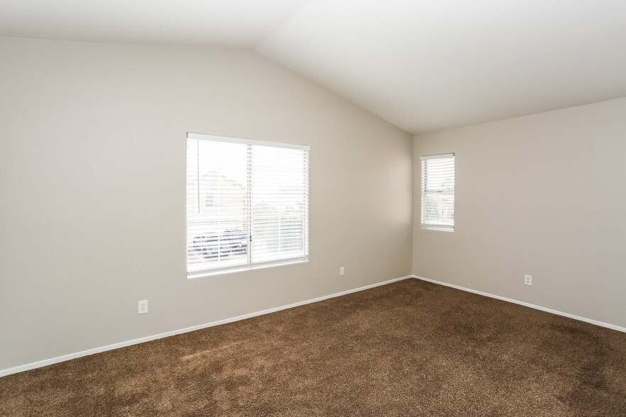 Building Photo - 3917 Marble Mountain St