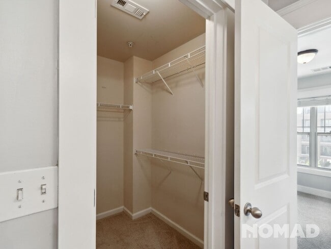 Building Photo - Cozy 2 Bedroom/2.5 Bath Townhome in Atlanta