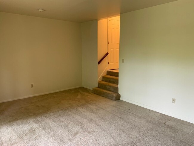 Building Photo - Welcome to River Woods!