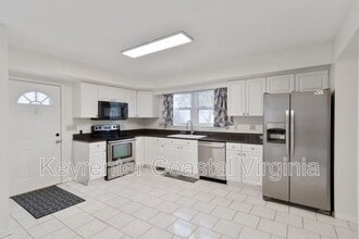 Building Photo - 87 Rivermont Dr