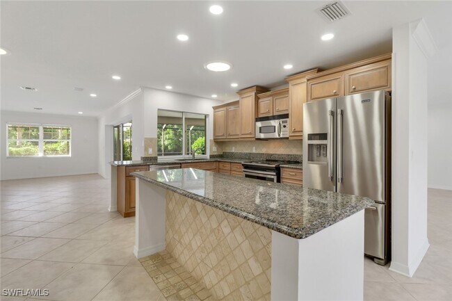 Building Photo - 750 Southern Pines Dr