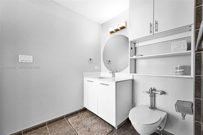 Building Photo - 3451 NE 1st Ave