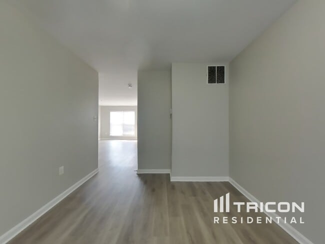 Building Photo - 10554 Catalina Pl