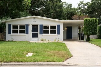 Building Photo - Clean, Bright & Move-In Ready! 3-Bedroom H...