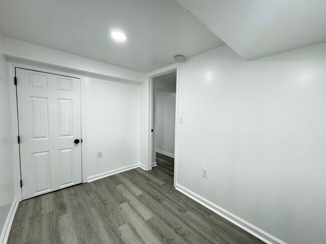 Building Photo - 3465 McShane Way