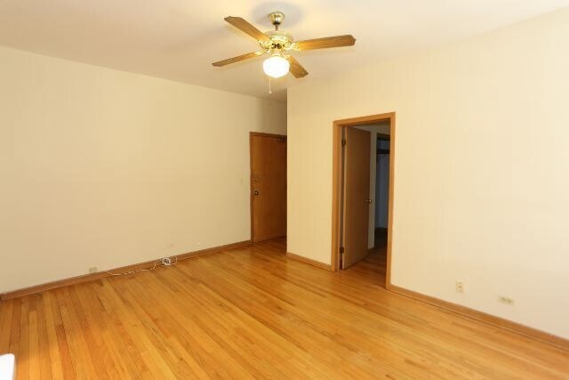 Building Photo - 640 W Barry Ave