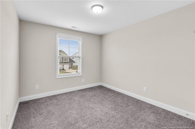 Building Photo - 5344 Debut Ave