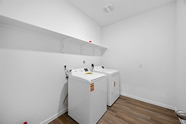 Building Photo - 510 Belle Spgs Ln