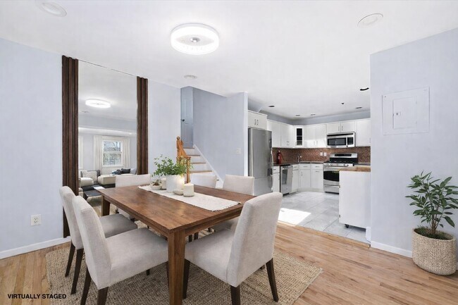 Building Photo - 600 Jefferson St