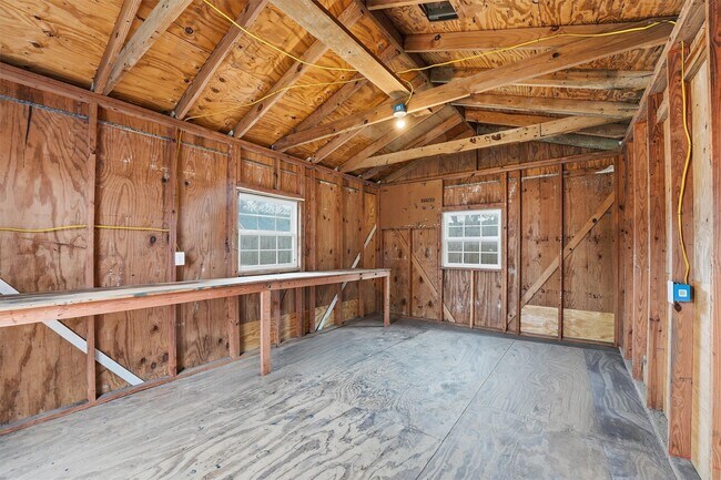 Building Photo - 4122 Regency Dr