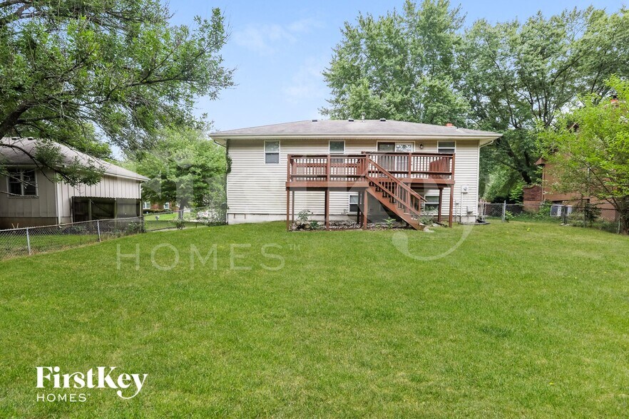 Building Photo - 7504 E 132 Terrace