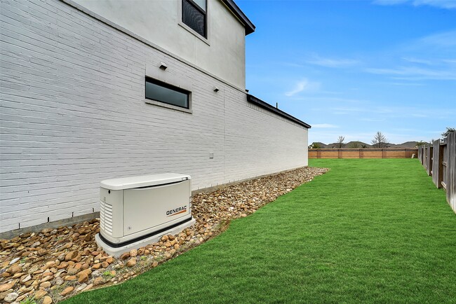 Building Photo - 7222 Grassland Vis Ln