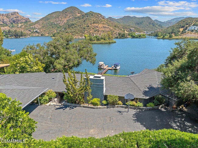 Building Photo - 498 Lake Sherwood Dr