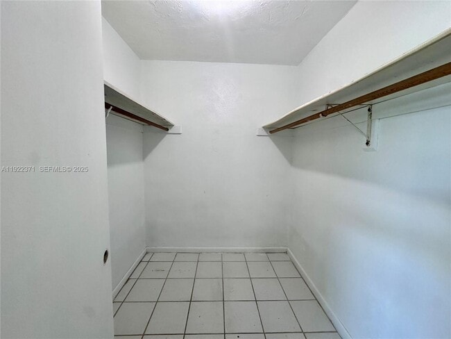 Building Photo - 19720 SW 118th Pl