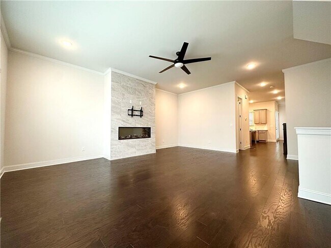 Building Photo - 713 Avondale Creek Dr.