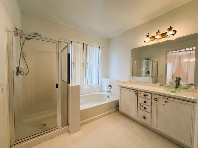 Building Photo - 11833 Arenoso Dr