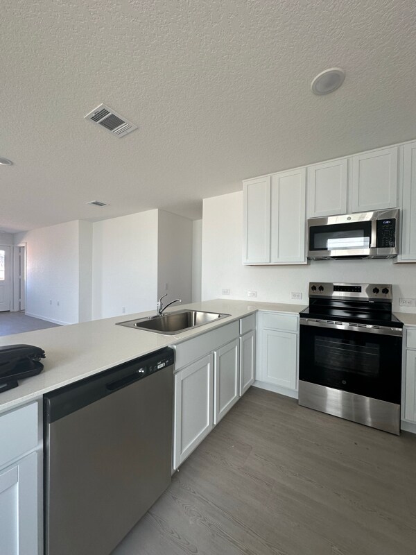 Building Photo - 1045 Graham Bnd