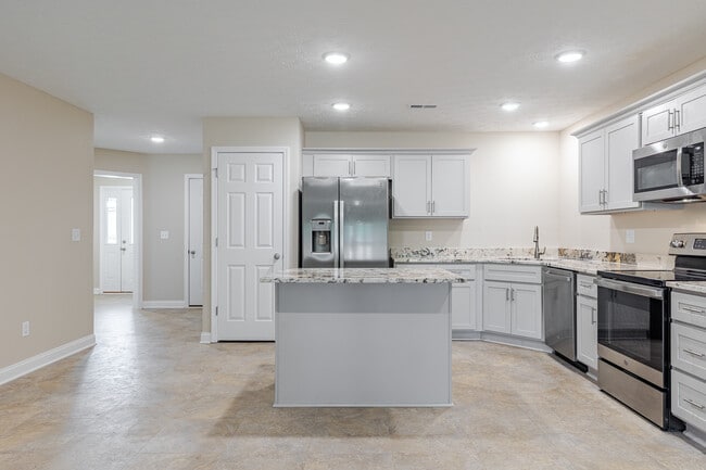 Building Photo - 305 Breckinridge Cir