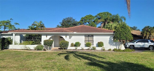 Primary Photo - 3631 Avenida Madera