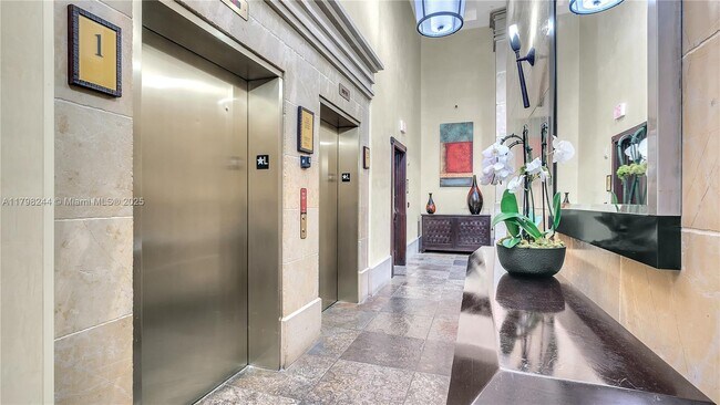 Building Photo - 16275 Collins Ave