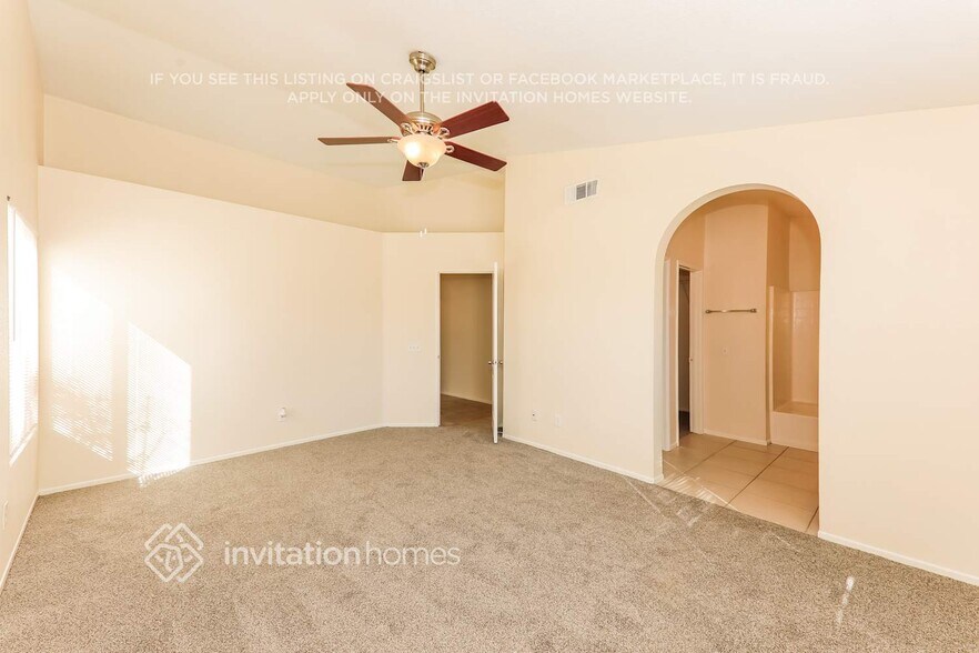 Building Photo - 23195 Twinflower Ave