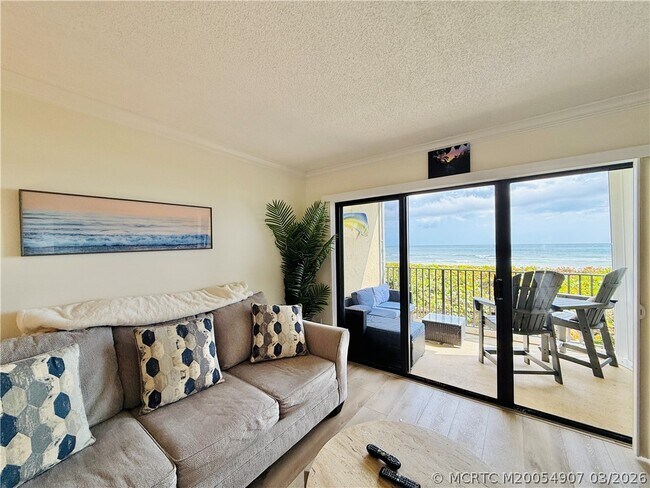 Building Photo - 7410 S Ocean Dr
