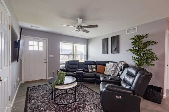 Building Photo - 127 Parkers Loop