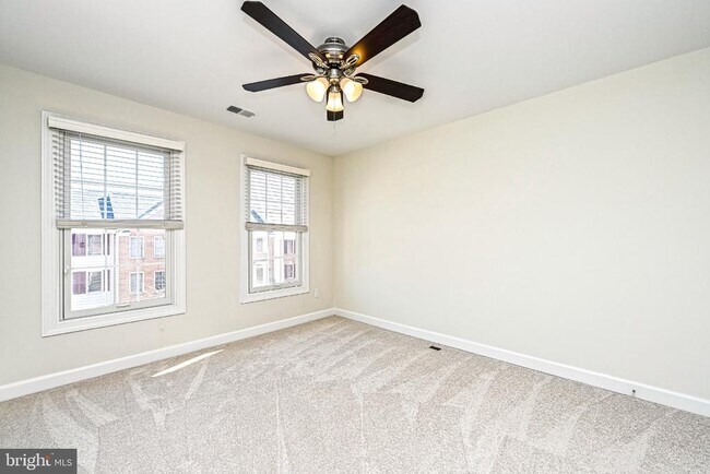Building Photo - 12700 Dogwood Hills Ln