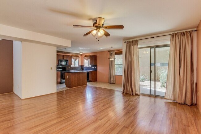 Building Photo - 6790 S Avenida Del Abrazo