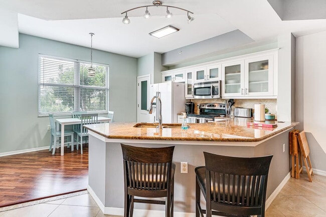 Building Photo - 14571 Legends Blvd N