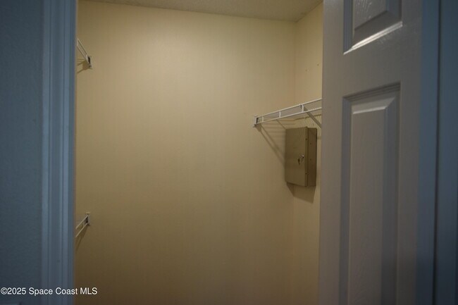 Building Photo - 939 Lyons Cir NW