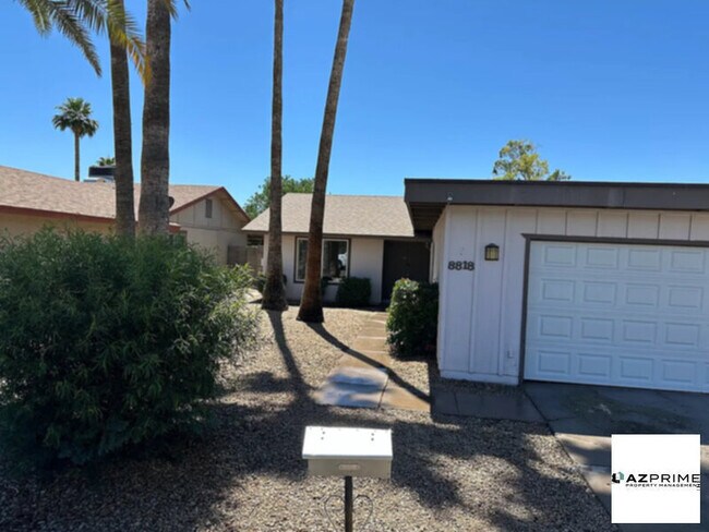 Building Photo - Blessed home