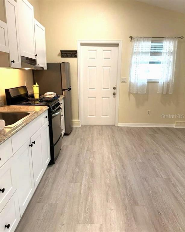 Building Photo - 1712 12th Ave W