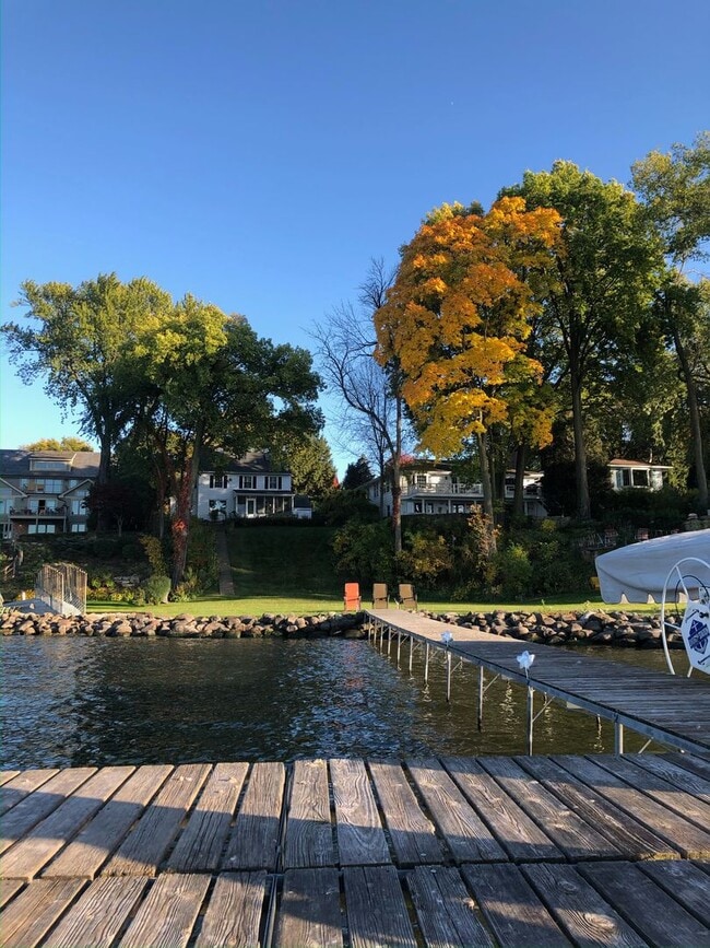 Building Photo - House on Lake Mendota