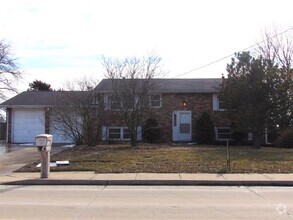 Building Photo - Great 4 Bedroom House In Ashland MO!