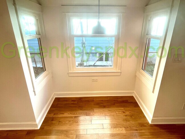 Building Photo - Sleek and modern 1-bedroom house in Arbor Lodge with spacious garage or workshop!