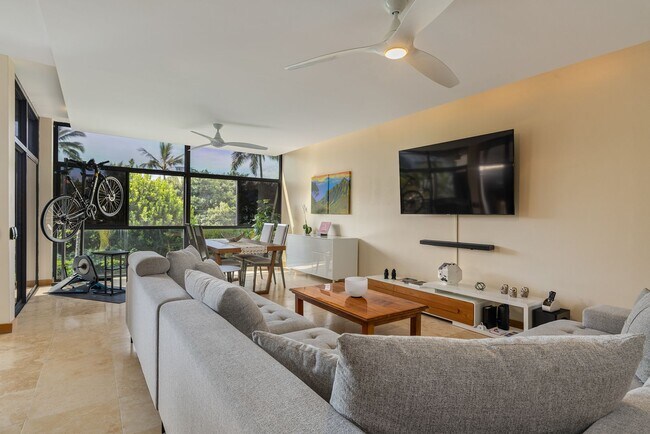 Building Photo - Windward Harbour
